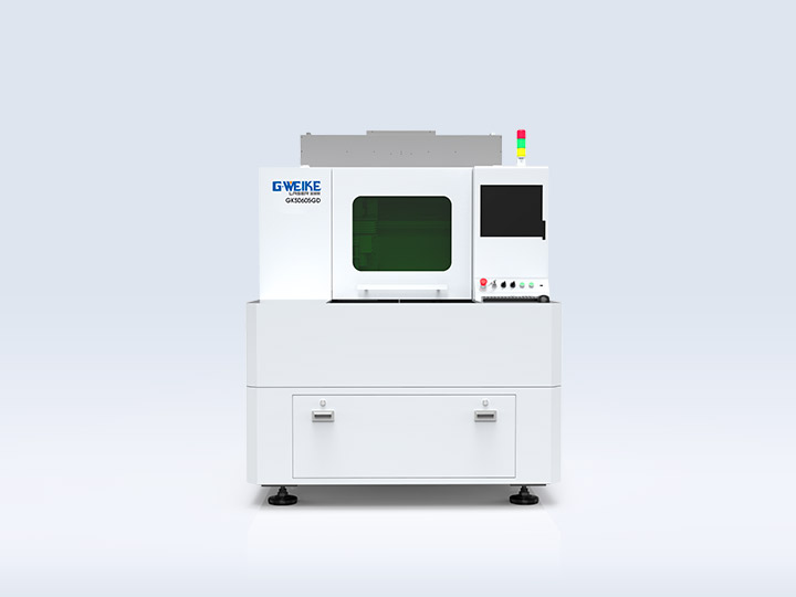 <b>精密鉆孔機</b>